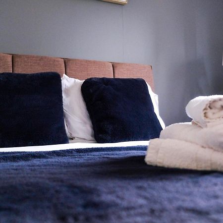 Spacious Georgian 3Bedroom Apartment- 10 Minute Walk To The River Avon, Roman Baths And Bath Abbey Esterno foto