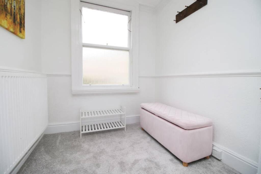 Spacious Georgian 3Bedroom Apartment- 10 Minute Walk To The River Avon, Roman Baths And Bath Abbey Esterno foto