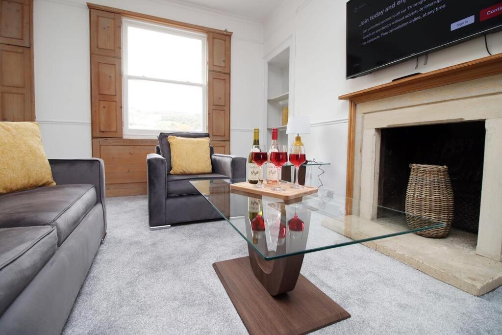 Spacious Georgian 3Bedroom Apartment- 10 Minute Walk To The River Avon, Roman Baths And Bath Abbey Esterno foto