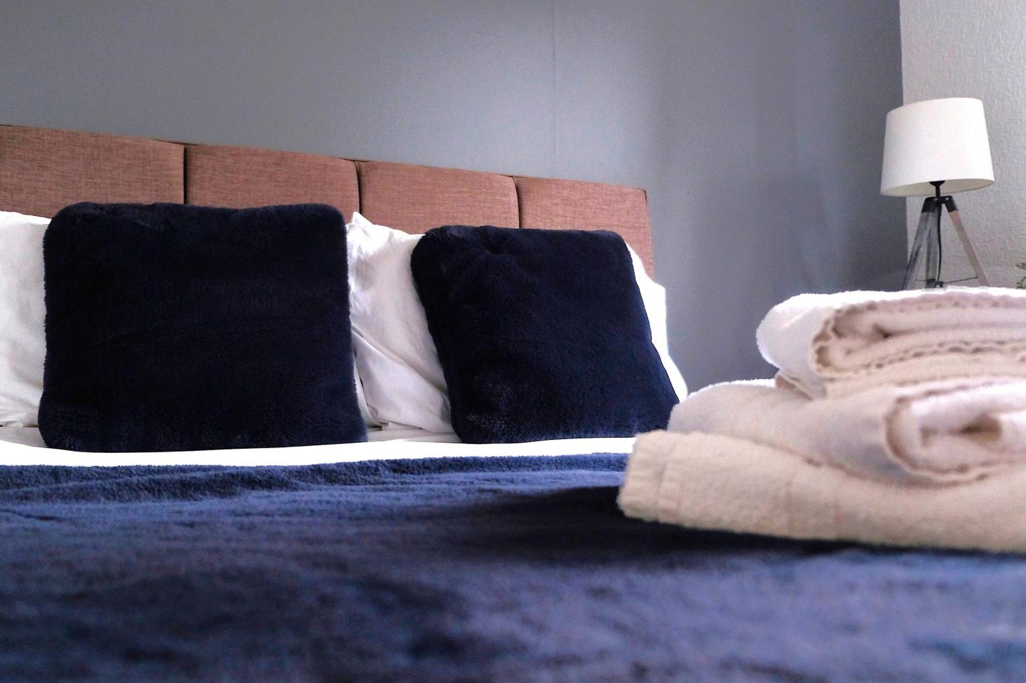 Spacious Georgian 3Bedroom Apartment- 10 Minute Walk To The River Avon, Roman Baths And Bath Abbey Esterno foto