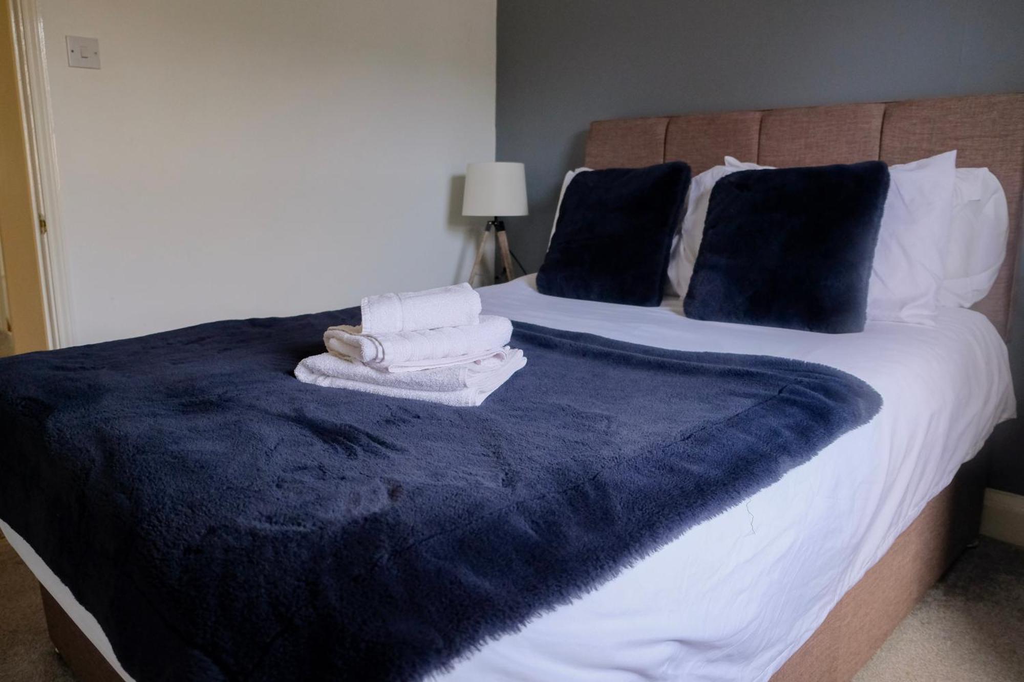 Spacious Georgian 3Bedroom Apartment- 10 Minute Walk To The River Avon, Roman Baths And Bath Abbey Esterno foto